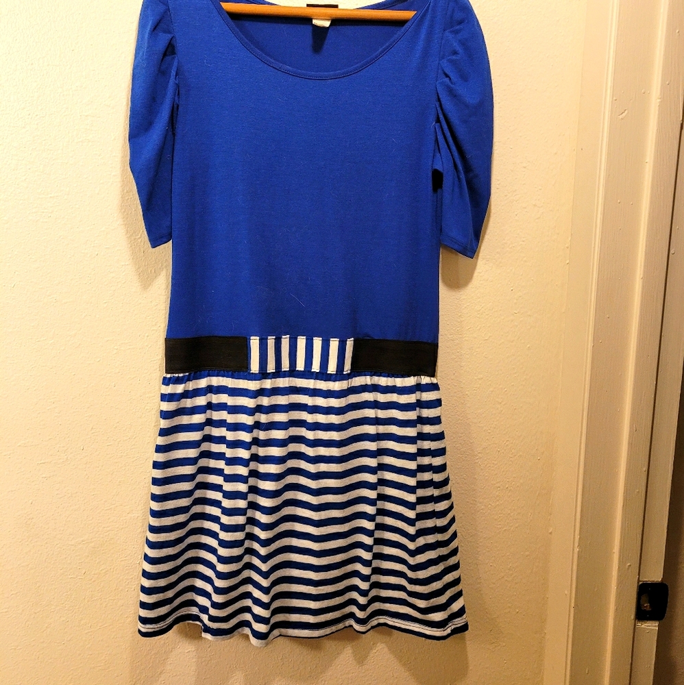 Blue dress